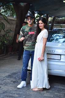 Ranbir Kapoor and Katrina Kaif pose for the media at Kapoor Family's Christmas Brunch