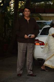 Randhir Kapoor poses for the media at Kapoor Family's Christmas Brunch
