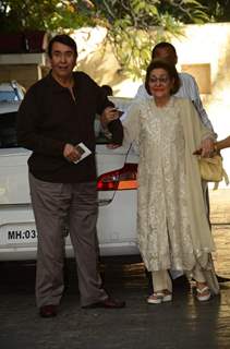 Randhir Kapoor snapped with Krishna Kapoor at Kapoor Family's Christmas Brunch