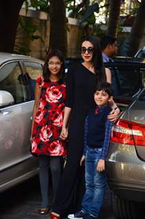 Karisma Kapoor poses with her Kids at Kapoor Family's Christmas Brunch