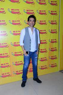 Tusshar Kapoor for Promotions of 'Kyaa Kool Hai Hum 3' at Radio Mirchi