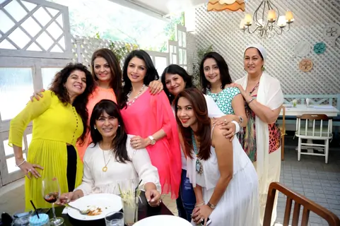 Sheeba, Bhagyashree abd Archana Puran Singh Snapped at 'Fable' Restaurant