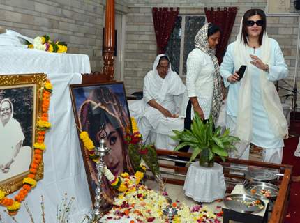 Sarika at Prayer Meet of 'Sadhana'