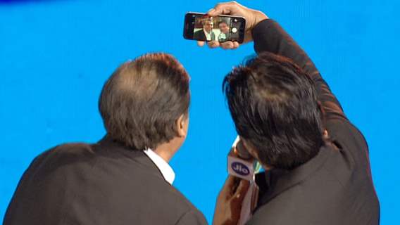 Bollywood Superstae Shah Rukh Khan Clicks a Selfie with Mukesh Ambani at Launch of Reliance Jio