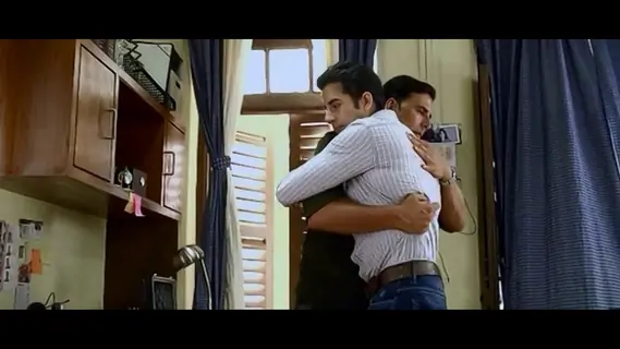 Ranadheer Rai and Akshay Kumar in Holiday