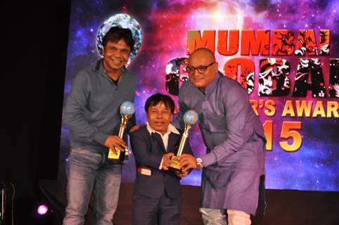 Rajpal Yadav, KK Goswami and Manoj Joshi at Mumbai Global Achiever's Award