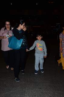 Karisma Kapoor Snapped at Airport