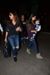 Gauri Khan, Suhana Khan and AbRam Khan Snapped at Airport