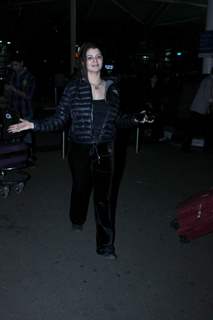 Kainaat Arora Snapped at Airport