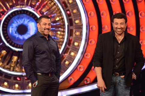 Sunny Deol on Bigg Boss 9 for Promotions of Ghayal Once Again