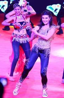 Jacqueline Fernandes Performs at PBL