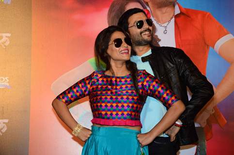 Ankush Choudhary and Urmila Kanetkar strike a 'Guru' Pose  Music Launch of Marathi Film Guru