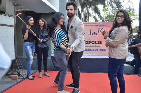 Rithvik Dhanjani Shakes a Leg with Students of Narsee Monjee College at 'He for She' Event