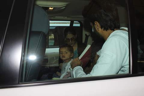 Riaan, Genelia and Riteish Deshmukh Snapped at Airport