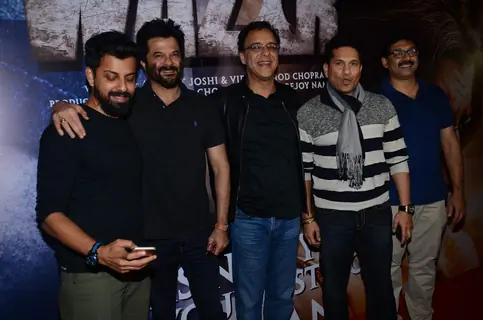 Sachin Tendulkar and Anil Kapoor with the Cast of film at Special Screening of Wazir