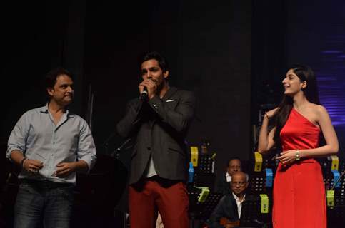 Harshvardhan Rane and Mawra Hocane for Promotions of Sanam Teri Kasam at Arijit Singh Concert