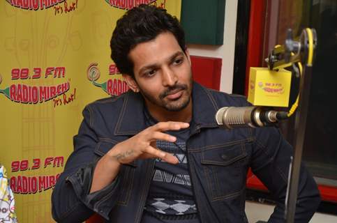 Harshvardhan Rane Goes Live at Radio Mirchi for Promotions of Sanam Teri Kasam