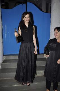 Kalki Koechlin poses with her Trophy delivered to her by Sonam Kapoor at Olive