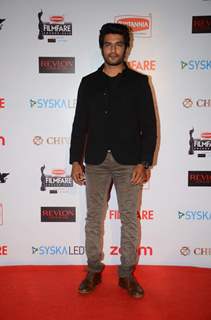 Sharad Kelkar at Filmfare Awards - Red Carpet