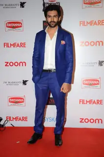 Kartik Aaryan at Filmfare Awards - Red Carpet