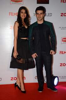 Girish Kumar and Navneet Kaur Dhillon at Filmfare Awards - Red Carpet