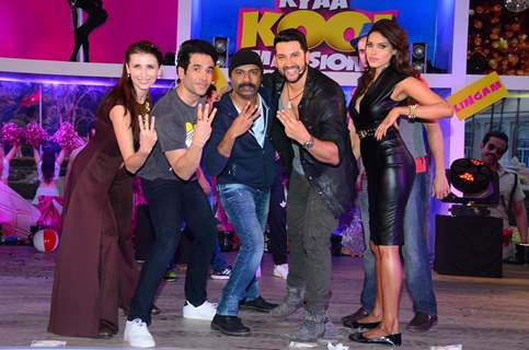 Tusshar Kapoor, Aftab Shivdasani, Gizele Thakral and Claudia at Promotions of Kyaa Kool Hai Hum 3