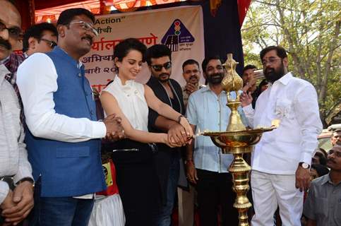 Kangana Ranaut and Arjun Kapoor at Thane R.T.O Event