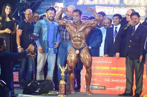 Salman Khan With Winners at Fitness Expo