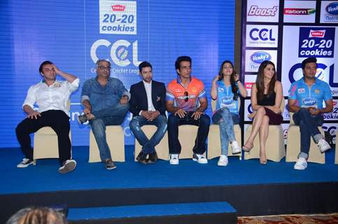 Bollywood Celebs at Launch of Celebrity Cricket League 6