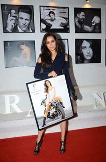 Shraddha Kapoor Holds her Picture Frame at Dabboo Ratnani's Calendar Launch
