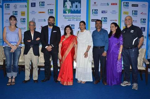 Farah Khan Ali and Priya Dutt at Press Meet of Standard Chartered Mumbai Marathon 2016