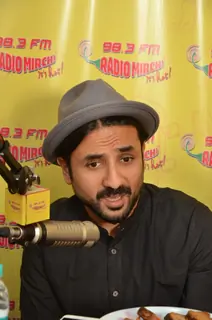 Vir Das Goes Live on Radio Mirchi for Promotions of Mastizaade
