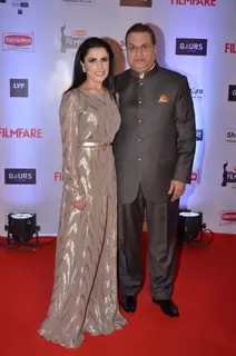 Ramesh Taurani at Filmfare Awards 2016
