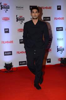 Prateik Babbar at Filmfare Awards 2016