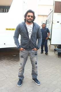 R. Madhavan at Promotions of Saala Khadoos