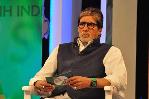 Amitabh Bachchan Promotes Swachh Bharat at NDTV Cleanathon