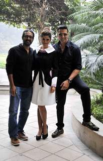 Akshay and Nimrat at Press Meet of Airlift at Le-Meridain, Delhi