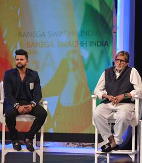Amitabh Bachchan and Suresh Raina at NDTV Cleanathon