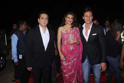 Sajid Nadiadwala, Jacqueline Fernandes and Tiger Shroff at Umang Police Show 2016