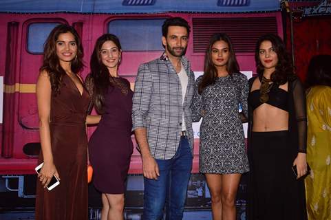 Nandish Sandhu with Miss India Winners at Launch of BCL's Ahmedabad Express Team