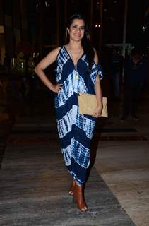 Sona Mohapatra at Unveiling of 'Art Out of The Gallery'