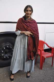 Sonam Kapoor at snapped at Mehboob Studios