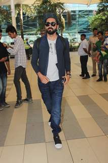 Ayushmann Khurrana Snapped at Airport