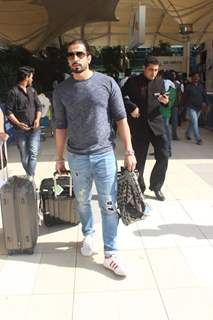 Sunny Singh Snapped at Airport