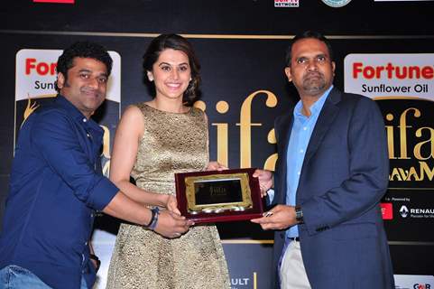 Taapsee Pannu at Press Meet of IIFA Utsavam