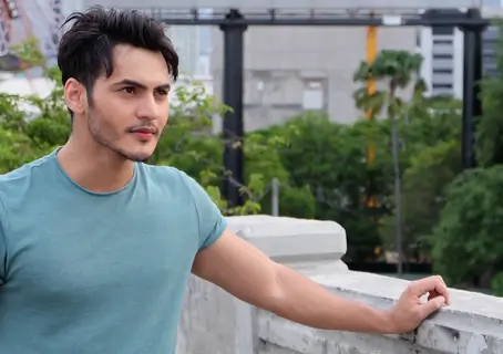 Ravi Bhatia