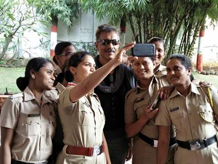 Prakash Jha Lauds the Efforts of Pune ATS Meets Female Cops