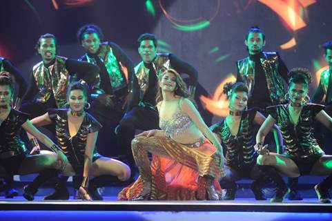 Beauty Jacqueline Fernandes Performs at 36th Asian Racing Competition