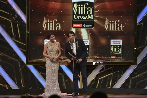 Shiamak Davar and Shriya Saran at IIFA Utsavam Day 2