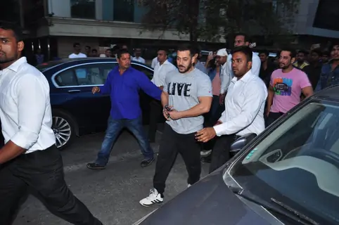 Superstar Salman Khan Snapped Post Shoot at Hard Rock Walks Down the Road Instead of Getting in Car